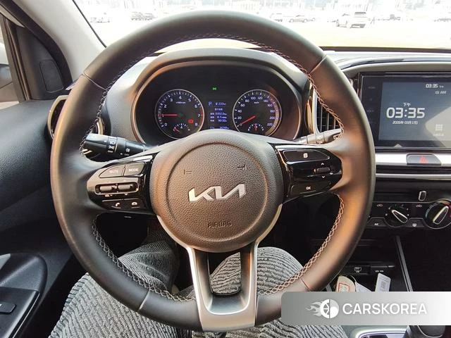 Kia Yi Ran 2022 Белый из Китая