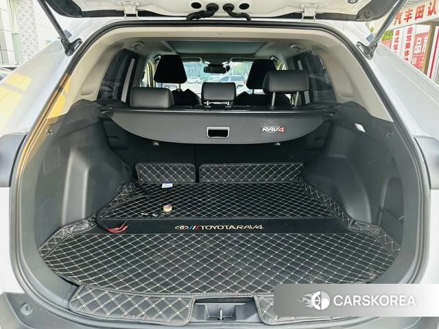 Toyota RAV4 Rongfang 2024 Белый из Китая