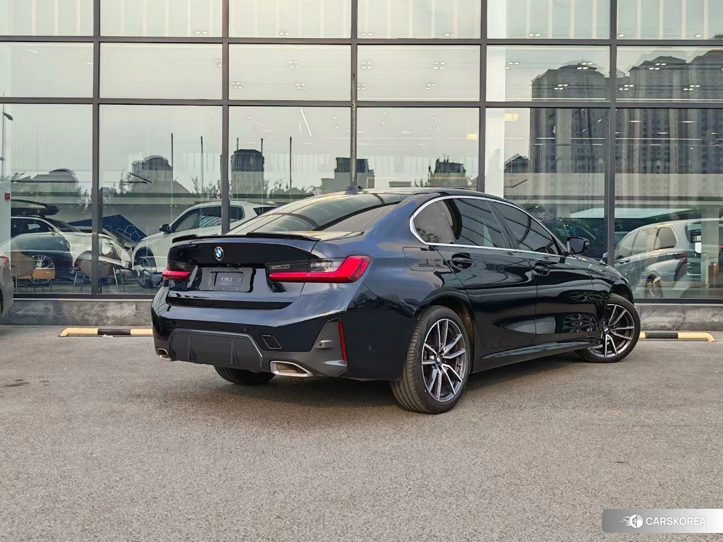 BMW 3 series 2022 Черный из Китая