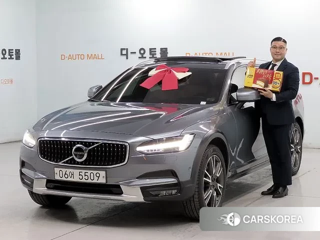 Volvo V90 Cross-Country 2018 Серый из Кореи