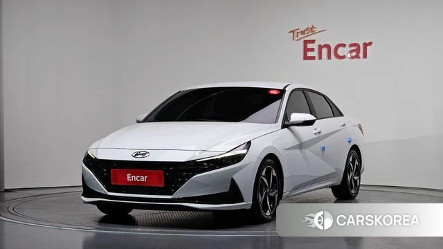 Hyundai Avante Hybrid (CN7) 2022 Белый из Кореи