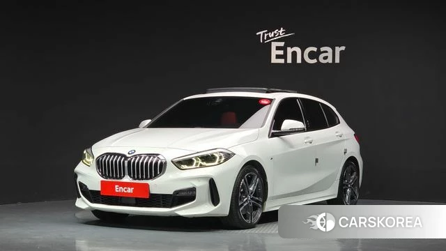 BMW 1 Series (F40) 2022 Белый из Кореи