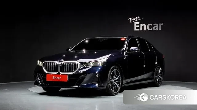 BMW 5 Series (G60) 2024 Синий из Кореи