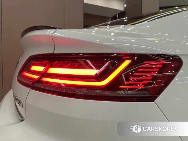 Volkswagen CC 2021 Белый из Китая