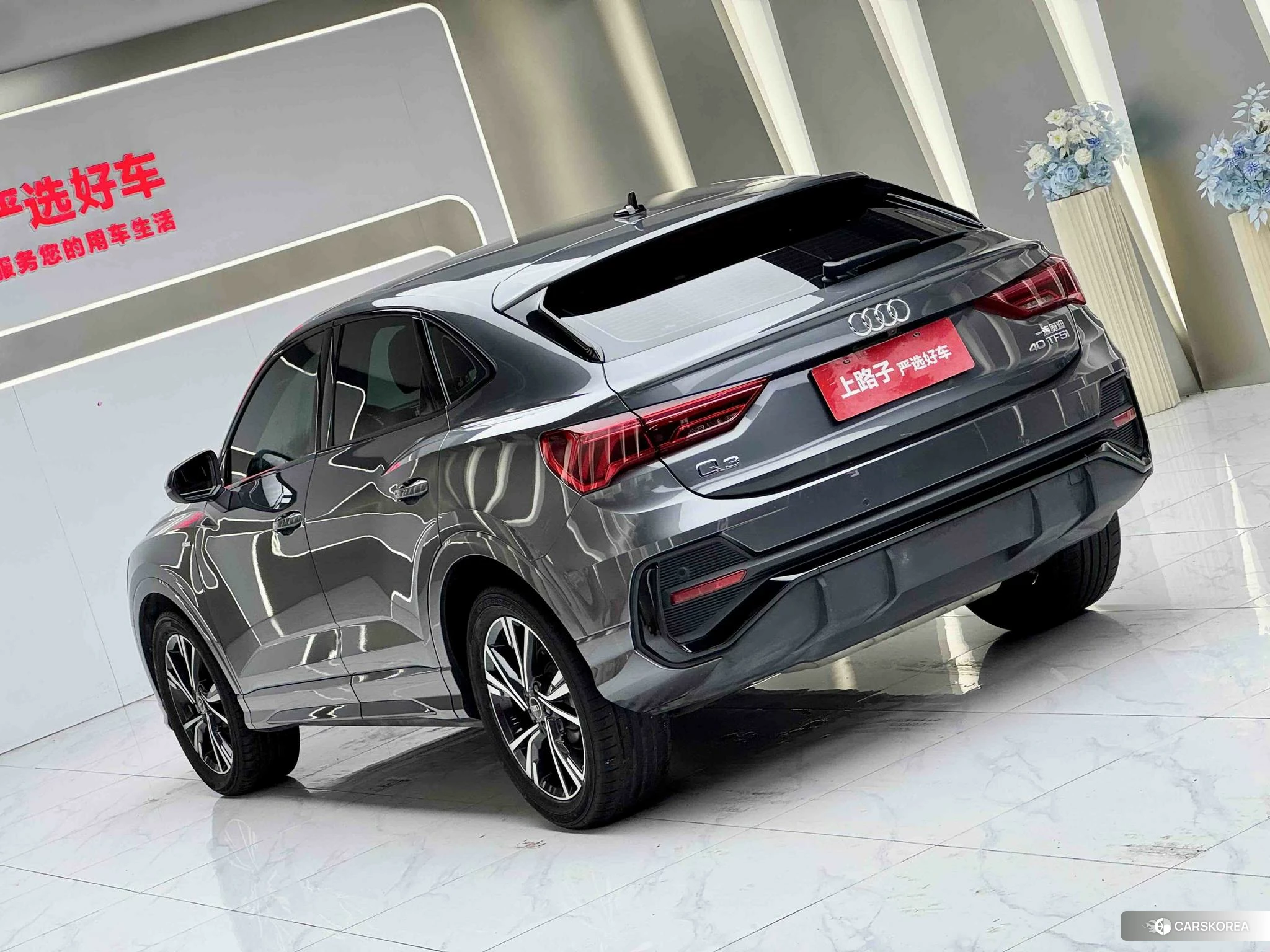 Audi Q3 Sportback 2021 Серебристо-серый из Китая
