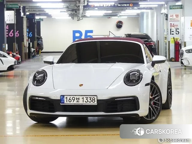 Porsche 911(992) 2021 Белый из Кореи