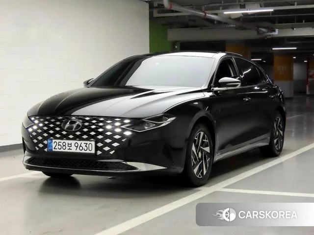 Hyundai The New Grandeur IG Hybrid 2022 Черный из Кореи