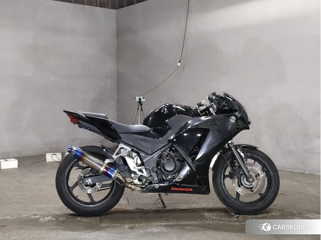 Проданный Honda CBR250R 2015 из Японии, фото 2
