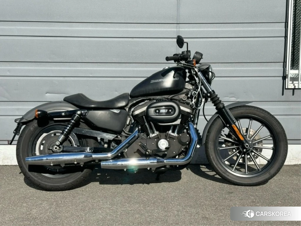 Проданный Harley-Davidson Sportster XL883N 2011 из Японии, фото 2