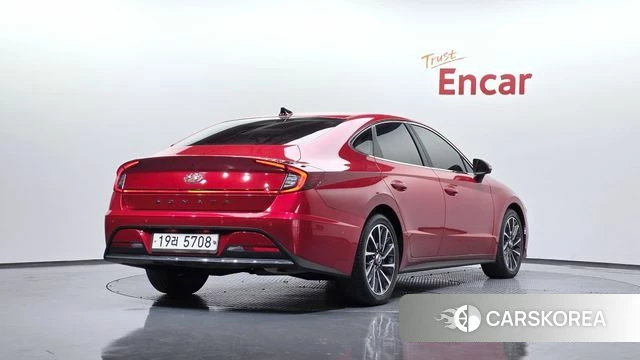 Hyundai Sonata (DN8) 2019 Красный из Кореи