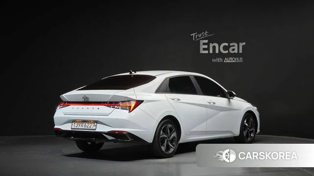 Hyundai Avante (CN7) 2020 Белый из Кореи