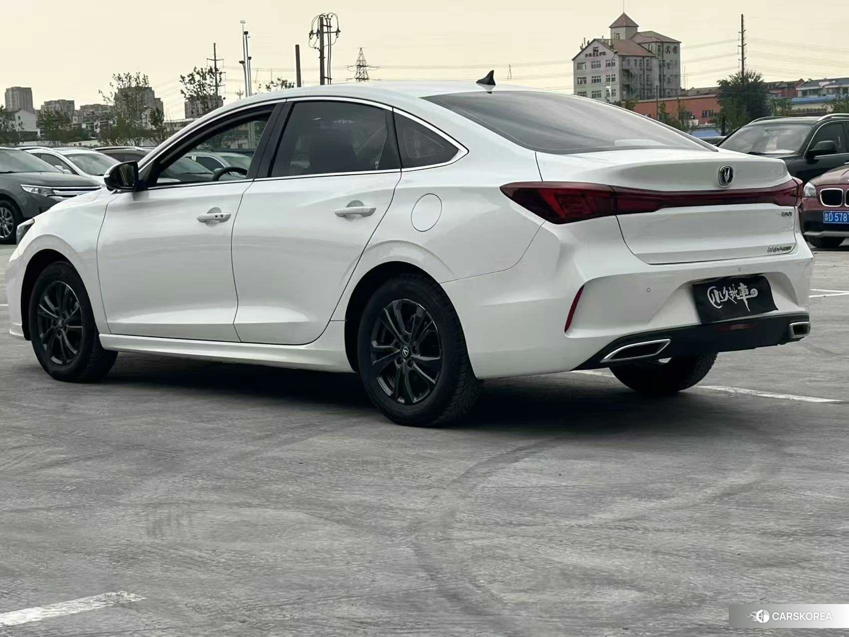 Chang'an Yidong 2021 Белый из Китая