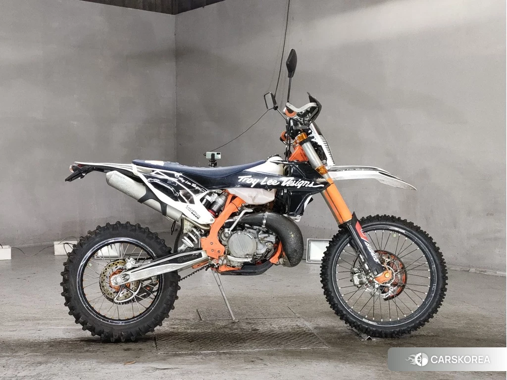 Проданный KTM 250EXC SIXDAYS TPI 2019 из Японии