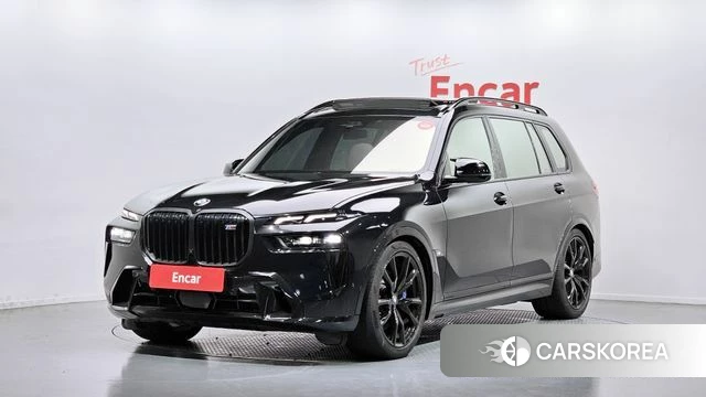 BMW X7 (G07) 2025 Черный из Кореи