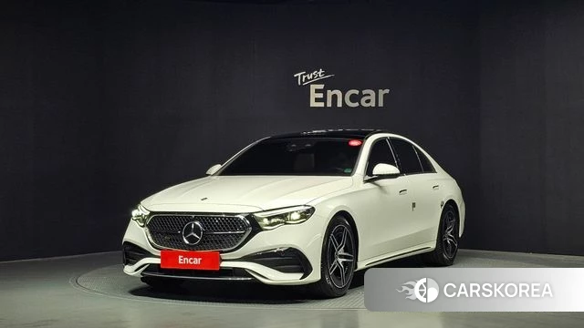 Mercedes-Benz E-Class W214 2024 Белый из Кореи