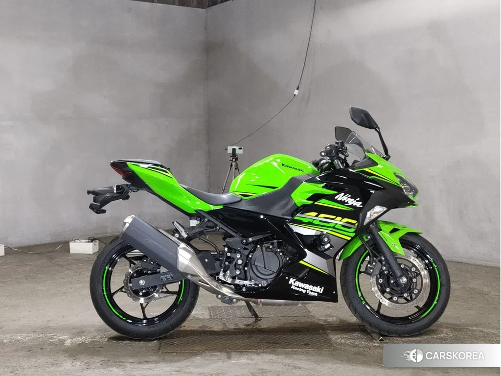 Проданный Kawasaki NINJA 400 2018 из Японии, фото 2
