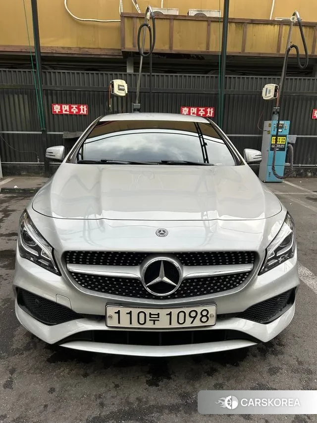 Mercedes-Benz CLA-Class C117 2018 Серебристо-серый из Кореи