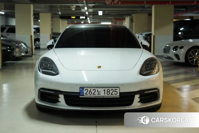 Porsche Panamera (971) 2018 Белый из Кореи