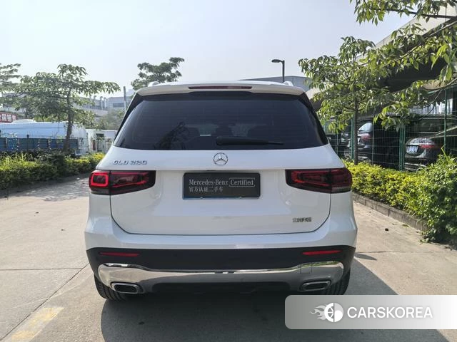 Mercedes-Benz GLB 2023 Белый из Китая