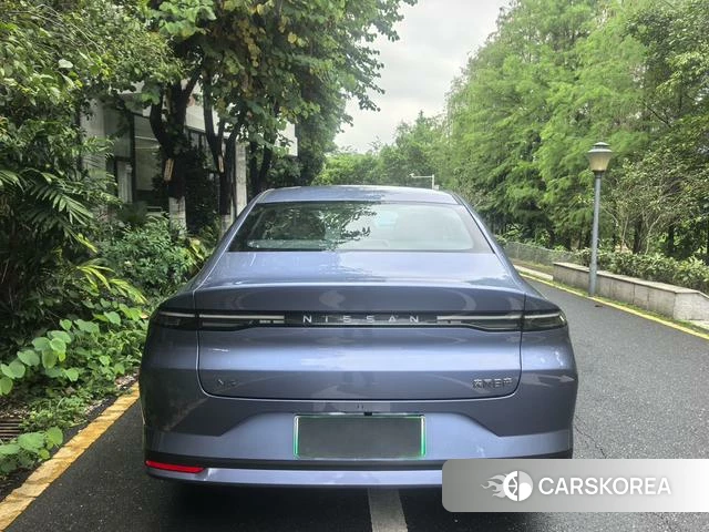 Nissan N6 2025 Синий из Китая