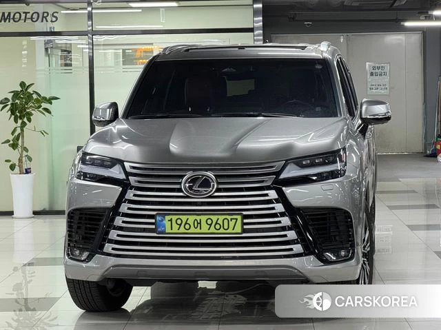 Lexus LX 4th Generation 2025 Серебряный из Кореи