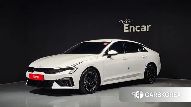 Kia The New K5 3rd generation 2023 Белый из Кореи