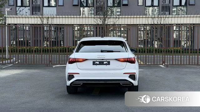 Audi A3 2023 Белый из Китая