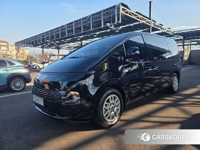 Hyundai Staria 2025 Черный из Кореи