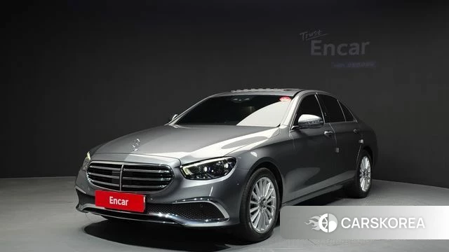 Mercedes-Benz E-Class W213 2021 Серый из Кореи