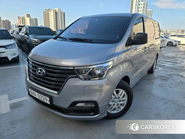 Hyundai The New Grand Starex 2018 Серебряный из Кореи