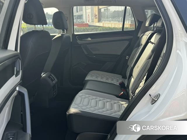 Volkswagen Tanyue 2023 Белый из Китая
