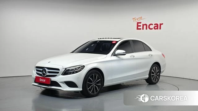 Mercedes-Benz C-Class W205 2020 Белый из Кореи
