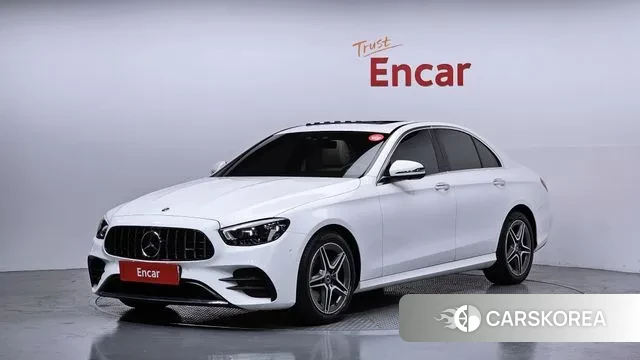 Mercedes-Benz E-Class W213 2023 Белый из Кореи