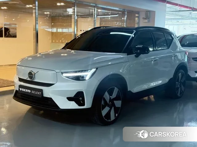 Volvo XC40 Richards 2024 Белый из Кореи