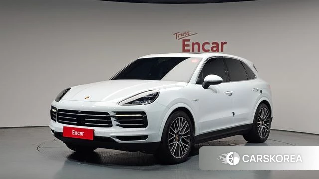 Porsche Cayenne (PO536) 2021 Белый из Кореи