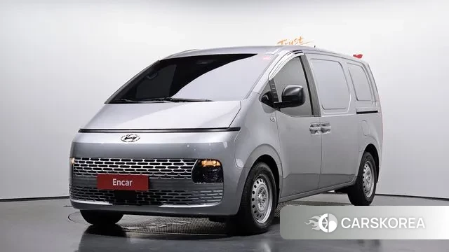 Hyundai Staria 2023 Серебряный из Кореи