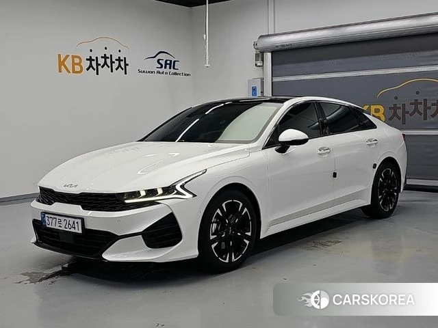 Kia K5 3rd generation 2022 Белый из Кореи