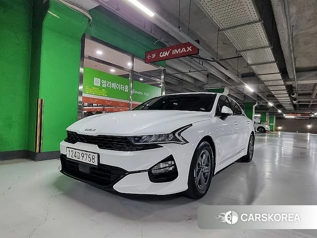 Kia K5 3rd generation 2023 Жемчужный цвет из Кореи