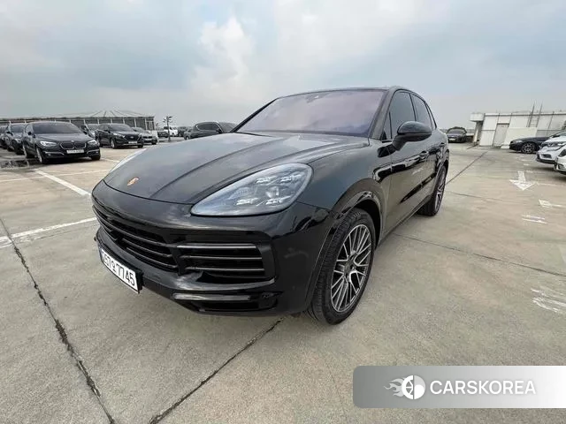 Porsche Cayenne (PO536) 2023 Черный из Кореи
