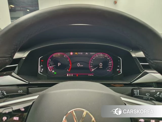 Volkswagen CC 2023 Темно-серый из Китая
