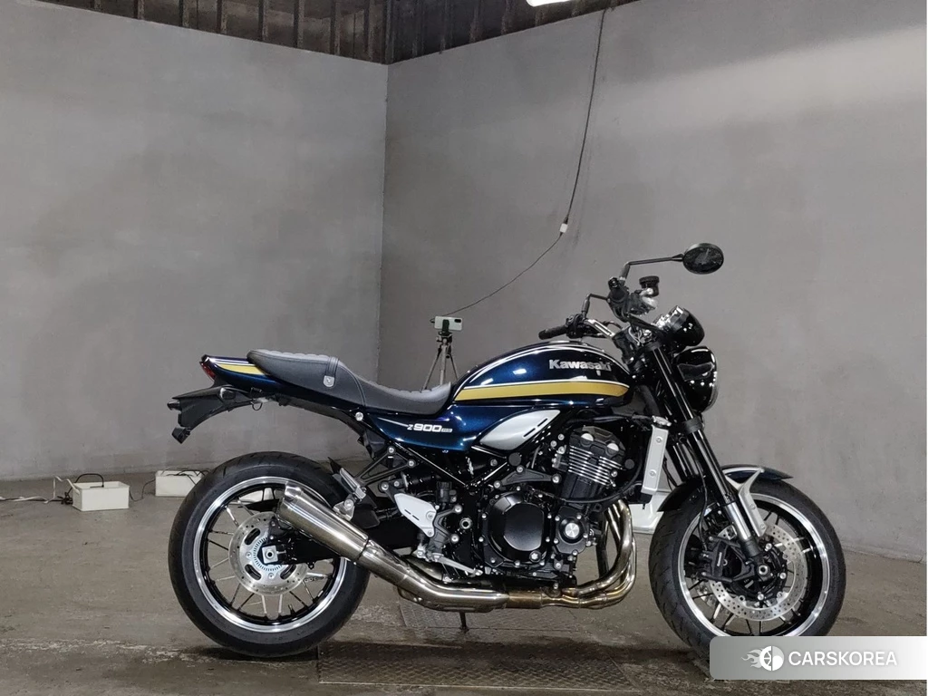 Проданный Kawasaki Z900RS 2023 из Японии, фото 2