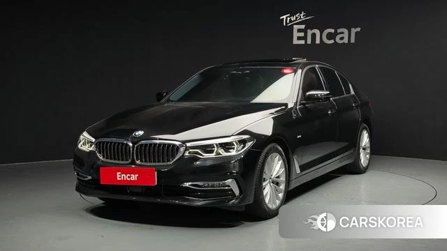 BMW 5 Series (G30) 2018 Черный из Кореи