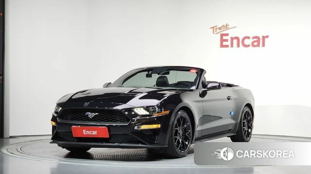 Ford Mustang 2019 Черный из Кореи