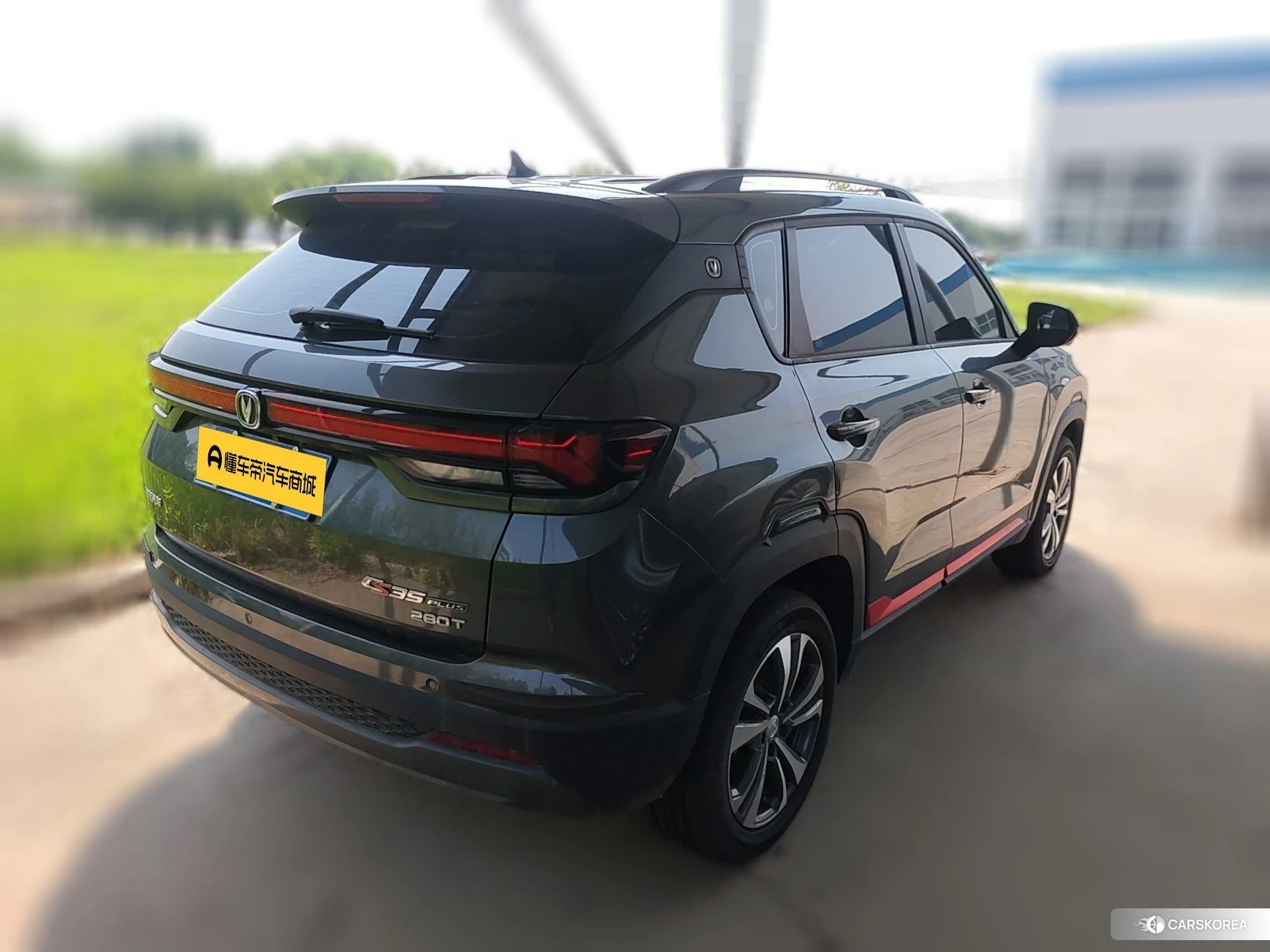 Chang'an CS35 PLUS 2023 Темно-серый из Китая