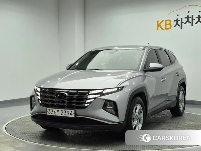 Hyundai Tucson (NX4) 2022 Серебристо-серый из Кореи