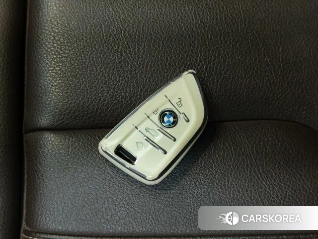 BMW 1 series 2021 Белый из Китая