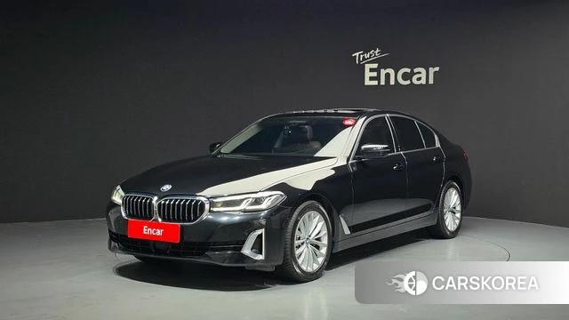 BMW 5 Series (G30) 2021 Черный из Кореи