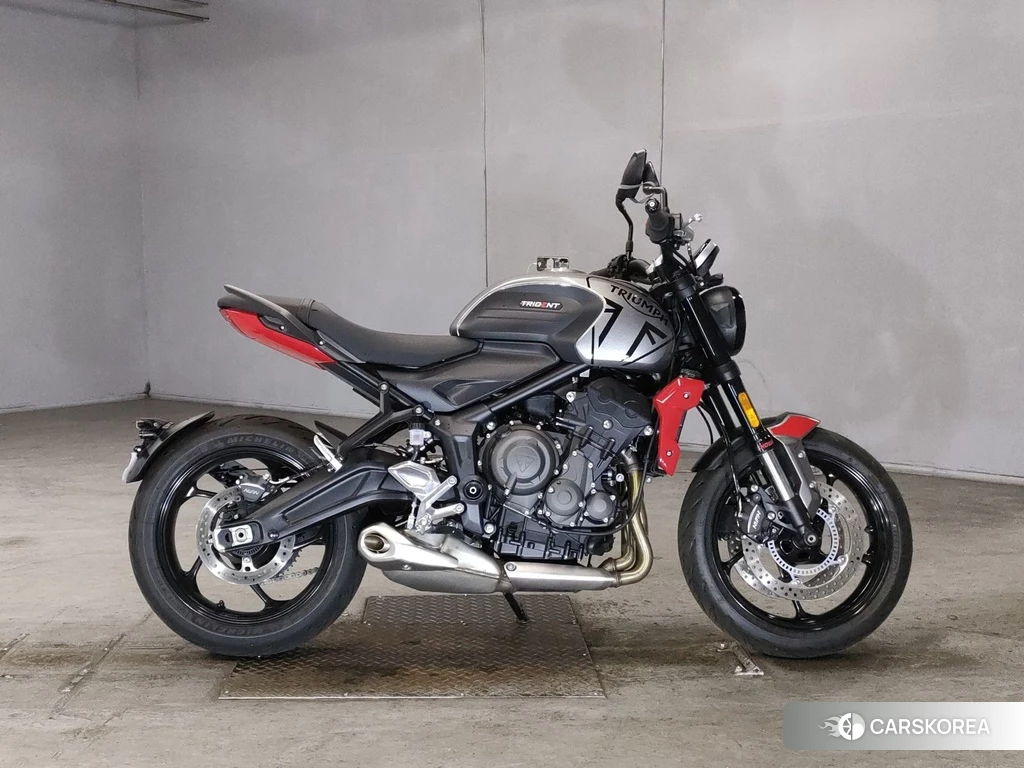 Проданный Triumph TRIDENT 660 2023 из Японии