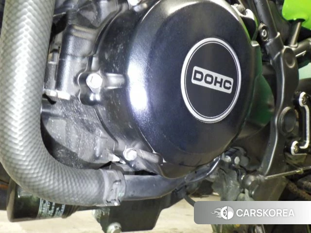 Engine photo