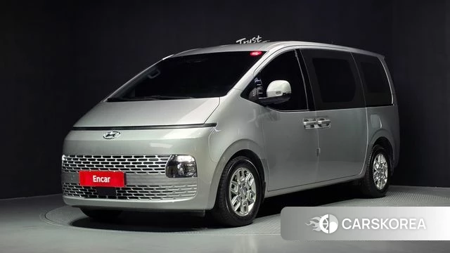 Hyundai Staria 2023 Серебряный из Кореи